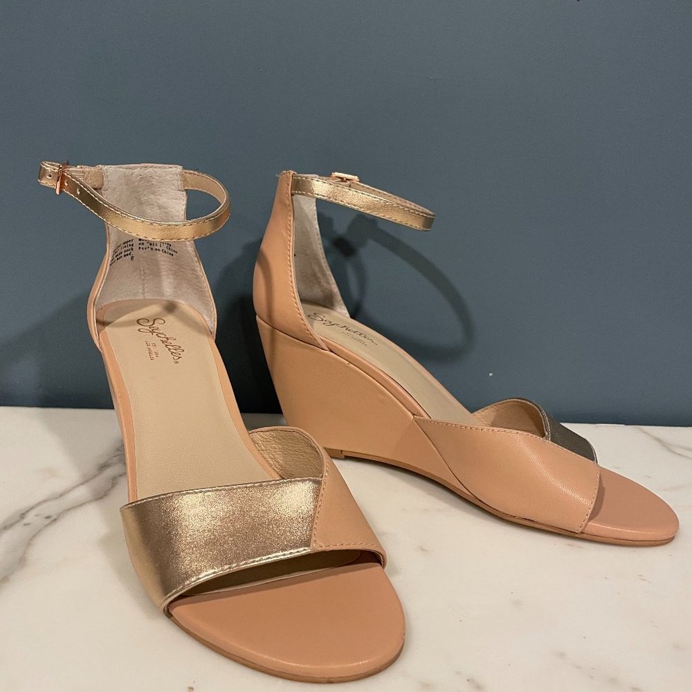Seychelles Pink and Gold Wedge Sandals